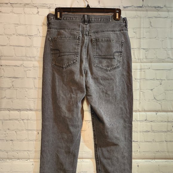 American Eagle Mom Jeans - small (long) - Picture 2 of 4